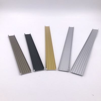 Guter Preis U formen Aluminiumrand-Ordnungs-Profile für Kabinettbodendekoration online
