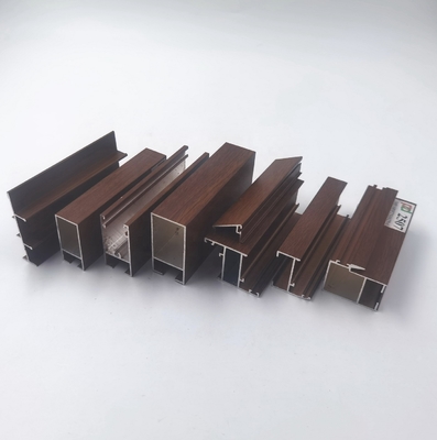 0.15mm T5 mildern hölzernes Endaluminiumprofile für Bolivien-Reihen L20 L25 L32 L5000