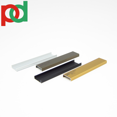 Hochwertige flache Aluminiumprofile für Möbel von Schränken von Garderobe Grade 6000 Serie Made in South America Melamin