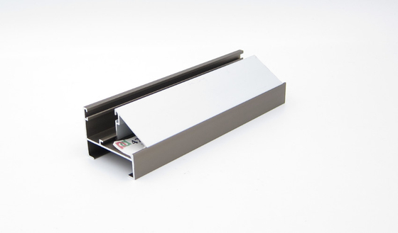 Linea 42 das Aluminiumfenster des flügelfenster-6063 T6 profiliert silbernes anodisiert