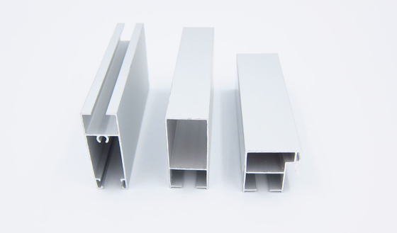 Aluminiumfenster Plata T5 profiliert silberne Farbe