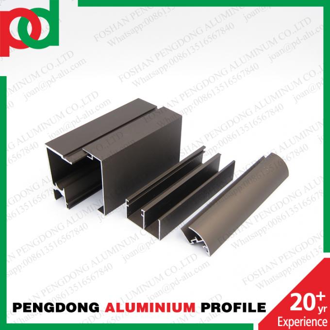 Aluminiumprofile für Glaskasten nach Bolivien Linea 73