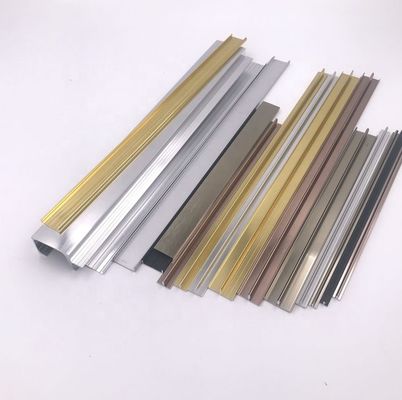 Guter Preis Aluminiumordnungs-Profile T und U der Toleranz-0.12mm und G-Form online