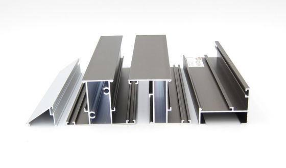 Guter Preis Das 6000 Reihen-Flügelfenster-Fenster profiliert quadratische Aluminiumverdrängungen online