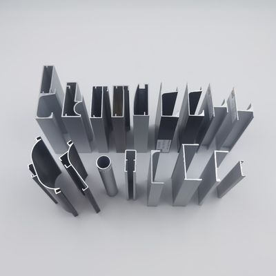 Guter Preis 6 Meter 6063 Aluminiumprofile der küchen-T5 für Südamerika online