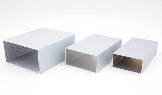 Guter Preis Pulverisieren Aluminiumrohr-Profile des Quadrat-6063 überzogenes online